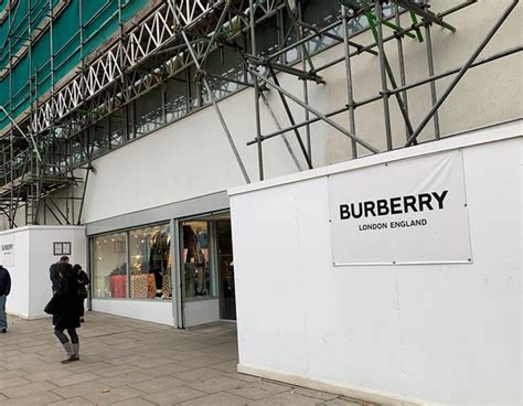 burberry discount shop london|Burberry factory shop London.